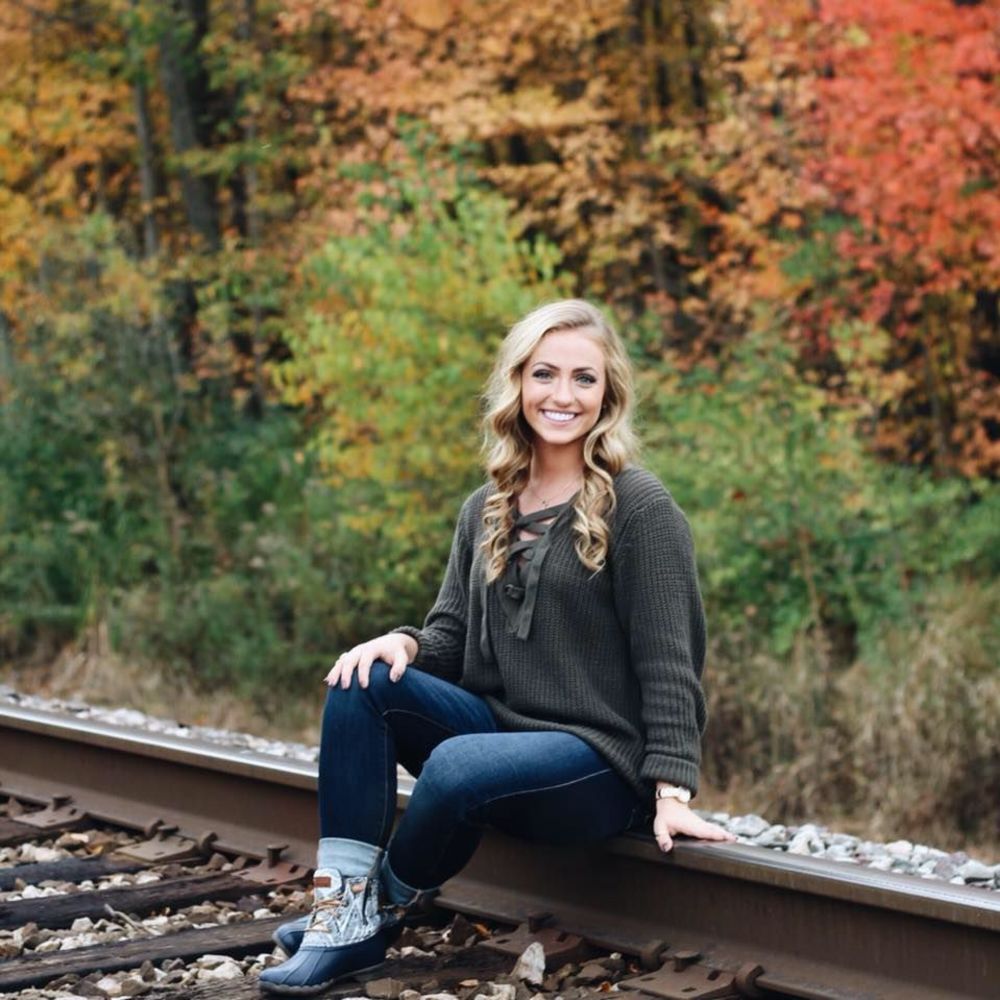 Meet your Posher, Chloe